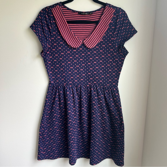 Doe & Rae Pink and Navy Women’s Dress - Size Large - Picture 4 of 16